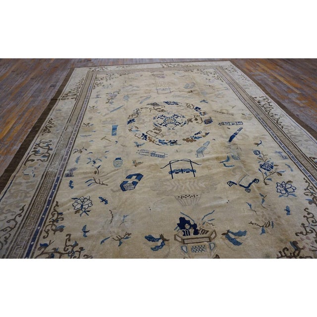 Beige 1880s Ivory Field Medallion Vase Classic Antique Chinese Peking Room Size Rug For Sale - Image 8 of 9