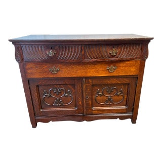 Early 20th Century Antique Tiger Oak Sideboard For Sale