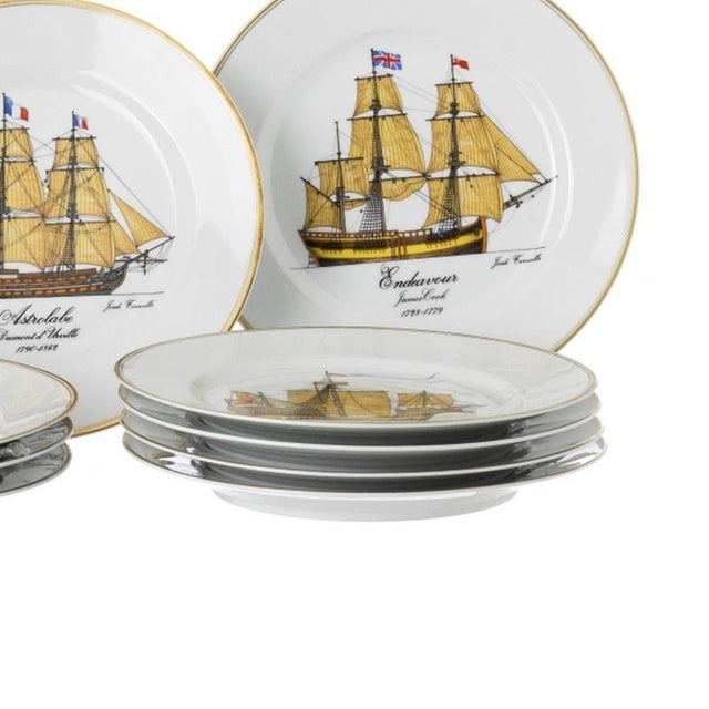 Porcelain Ships of the Discoveries Dinner Plates from Vista Alegre, Set of 12 For Sale - Image 5 of 6