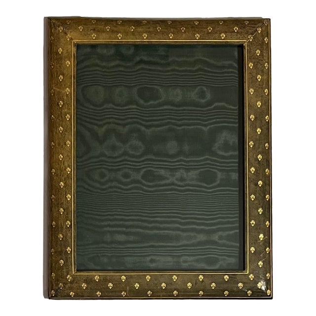 Mid-Century Italian Florentine Olive Green Leather Photo Picture Frame Stamped With Gilt Fleur De Lis by G. Serranglini Florence, Italy For Sale