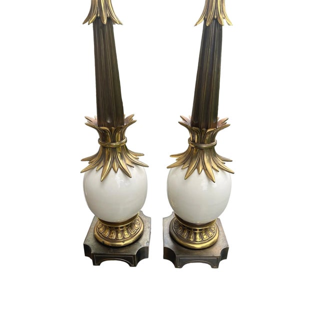 Mid Century Hollywood Regency Stiffel Ostrich Egg Lamps- a Pair For Sale In Milwaukee - Image 6 of 12