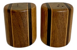 Example of Salt and Pepper Shakers