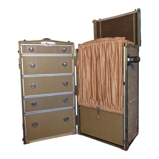 1930's Mendel Drucker "Mendel Trunx" Steamer Wardrobe Trunk For Sale