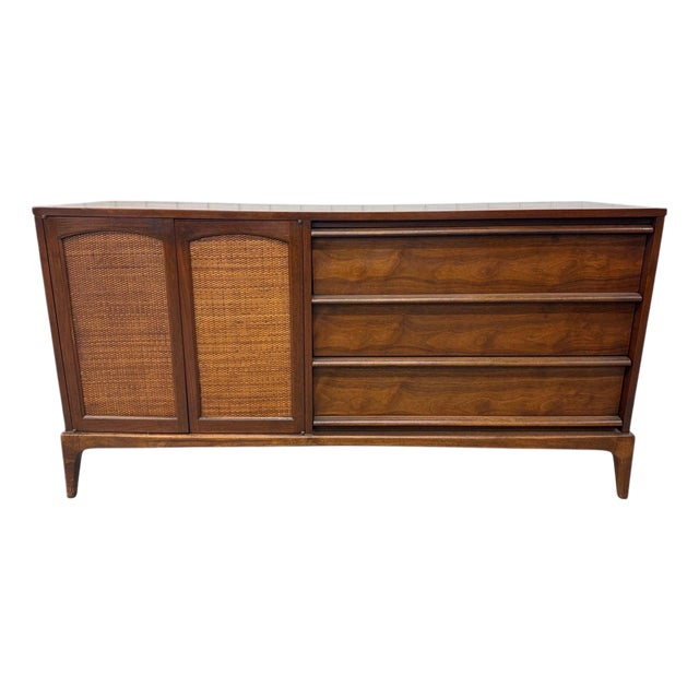 Mid-Century Modern Lane Rhythm Walnut Sideboard For Sale