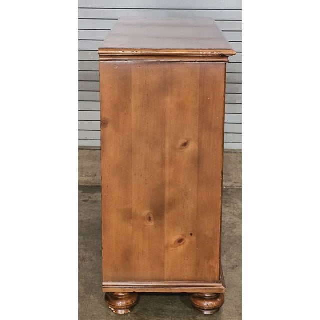 Late 20th Century Baker Furniture Milling Roads Knotty Pine Chest of Drawers Ebonized Highlights For Sale In Cleveland - Image 6 of 9