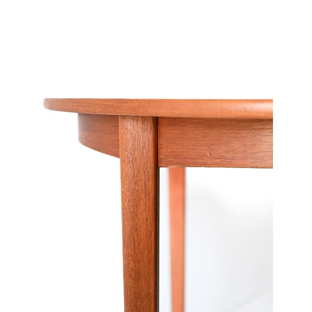 Wood Scandinavian Round Extendable Teak Table, 1960s For Sale - Image 7 of 9