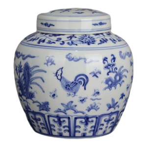 Early 20th Century Chinese Ceramic Tea Jar China Blue and White Porcelain Chenghua Tian Marked Jar Hand Painted Chickens Pattern