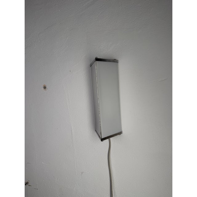 Metal Modernist Geometric Wall Lamp in Glass and Metal, 1960s For Sale - Image 7 of 15