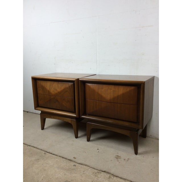 Pair of Mid Century Modern Diamond Front Nightstands With Two Drawers by United Furniture For Sale - Image 12 of 15
