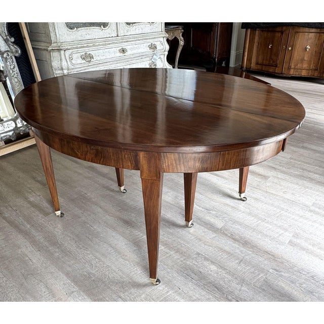 Large Scale 19th Century French Restauration Walnut Extension Dining Table With Five Leaves and Additional Support Legs For Sale - Image 10 of 13