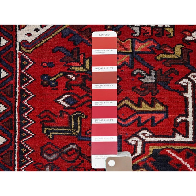 1960 8'4"x10'7" Penn Red Hand Knotted Clean With Centre Flower Element Oriental Rug For Sale - Image 11 of 12