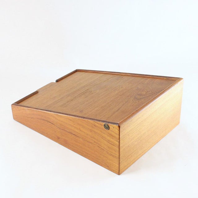 Mid-Century Danish Teak Jewelry Box by Aksel Bender Madsen and Ejner Larsen for Willy Beck, 1960s For Sale - Image 4 of 5