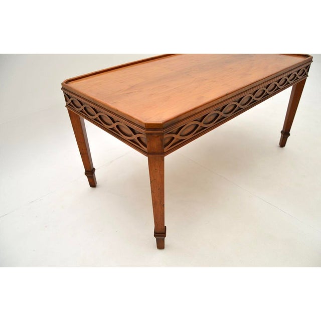 Vintage Georgian Style Coffee Table in Yew Wood, 1950 For Sale - Image 6 of 8