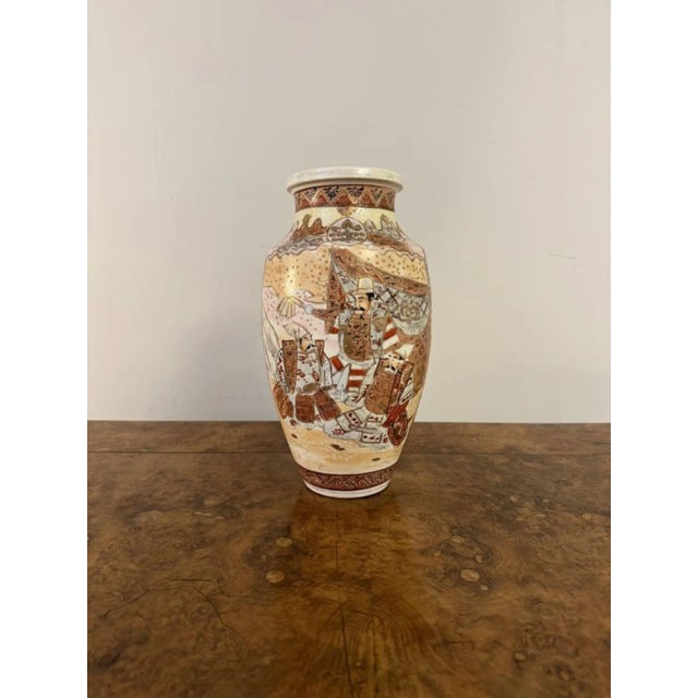 Large Antique Japanese Satsuma Vase, 1900 For Sale - Image 3 of 7