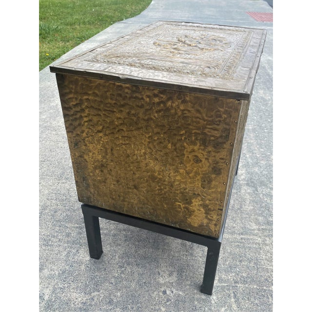 English Mid 20th C Pressed Raised Brass Pub/Tavern Scene Firewood Kindling Storage Box on Stand For Sale - Image 3 of 17
