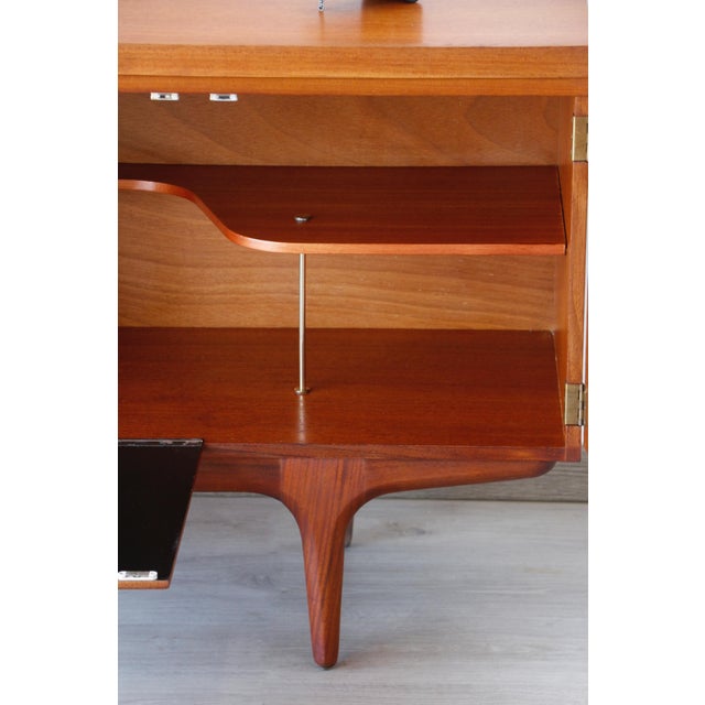 Vintage Teak Sideboard from Greaves & Thomas, 1960s For Sale - Image 6 of 18