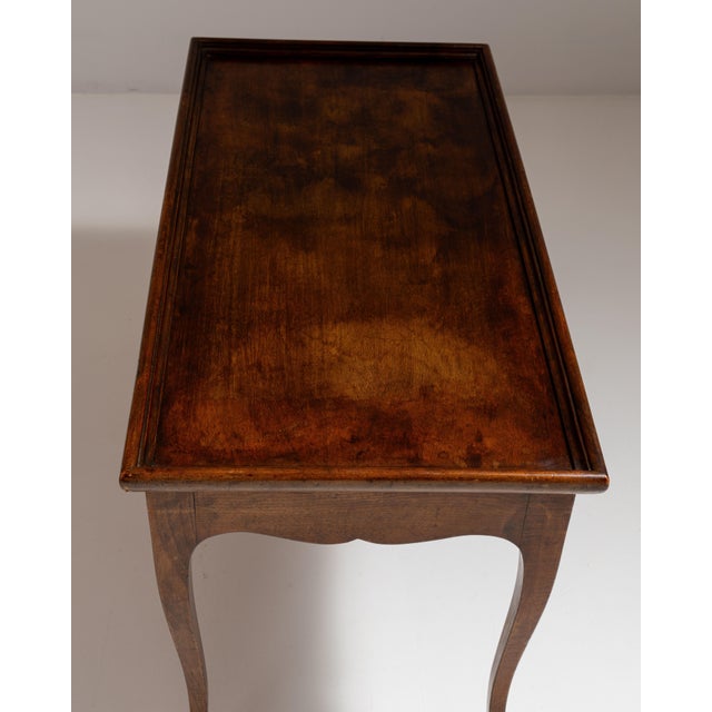 Chestnut 20th Century French Chestnut Brown Louis XV Coffee Table in Original Patina For Sale - Image 8 of 15