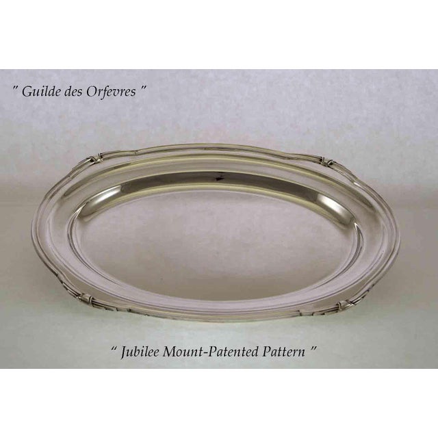 1970s New Silver Oval & Round Platters With Jubilee, Patented Applied Border- Set of 2 For Sale In New York - Image 6 of 14