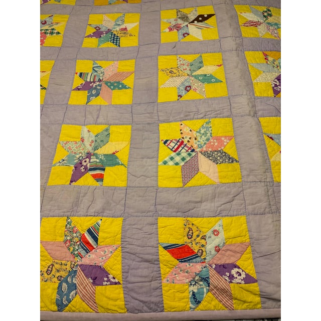 Traditional Vintage Eight Point Star Quilt For Sale - Image 3 of 7