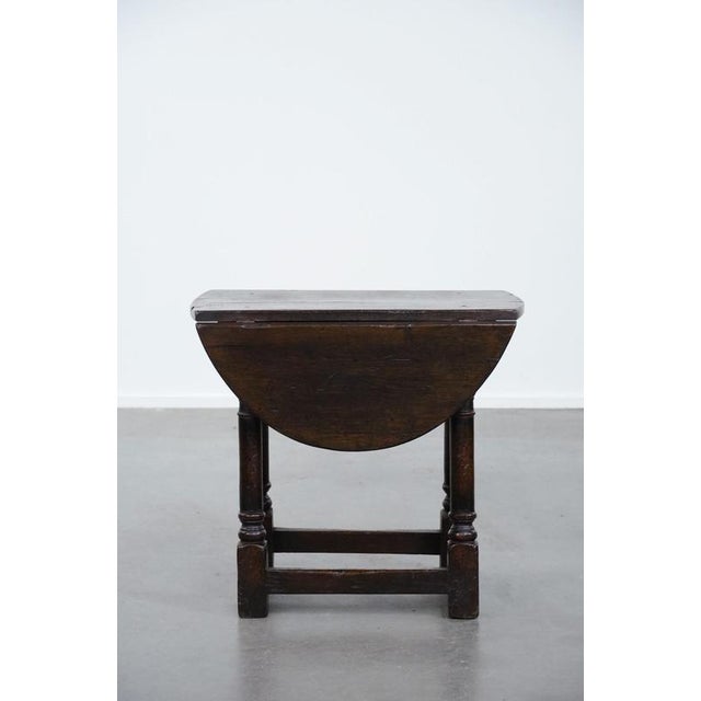 Antique English Loop-Eared Side Table in Oak, 18th Century For Sale - Image 4 of 17