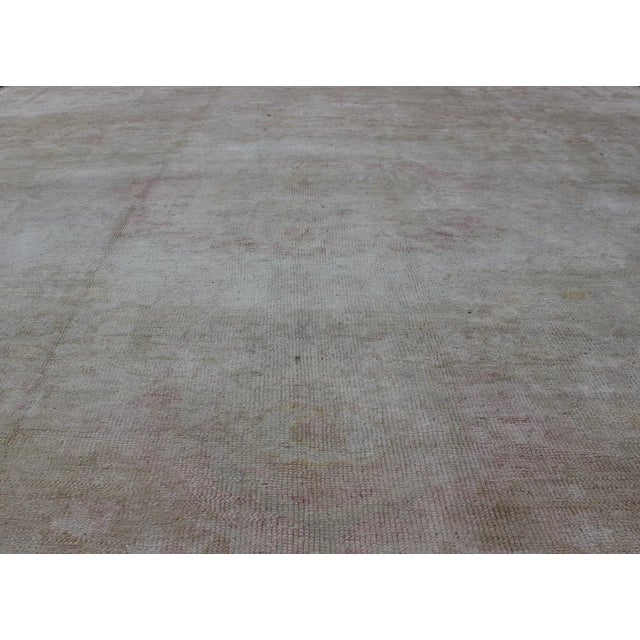 Mid 20th Century Antique Turkish Konya Area Rug in Gray & Soft Pink With Subtle Design For Sale - Image 5 of 13