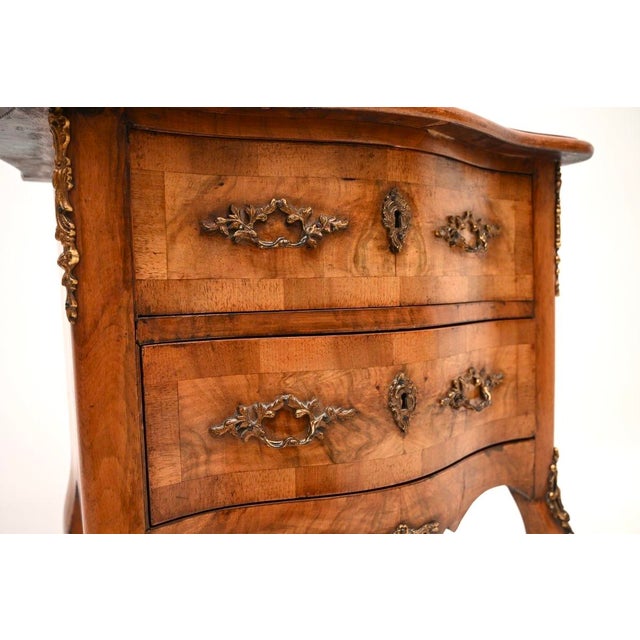 Brown Antique French Burr Walnut Chest of Drawers, 1880 For Sale - Image 8 of 10