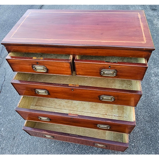 19th Century English Mahogany Five Drawers Chest With Inlaid Top For Sale - Image 4 of 15