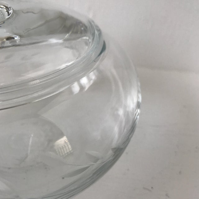 Signed Cone Flower Etched Clear Crystal Covered Candy Dish by Fitzgerald For Sale - Image 12 of 13