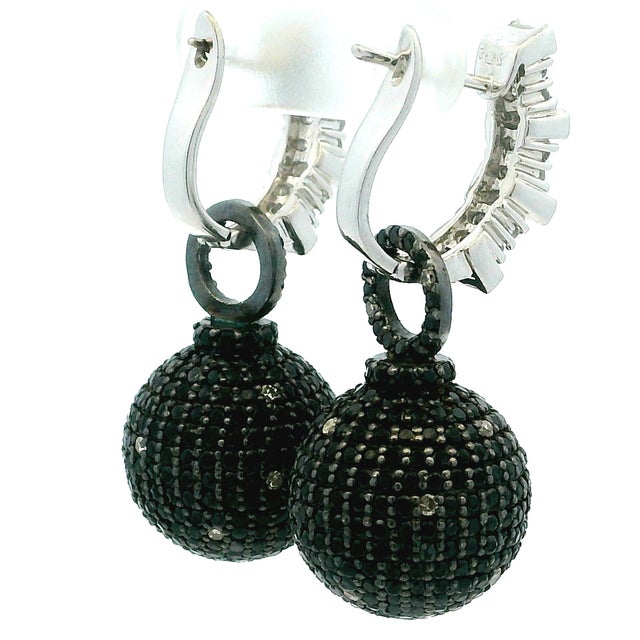 Convertible 5 Carat Black and White Diamond 18k Gold Ball Earrings, Pair For Sale In Miami - Image 6 of 18