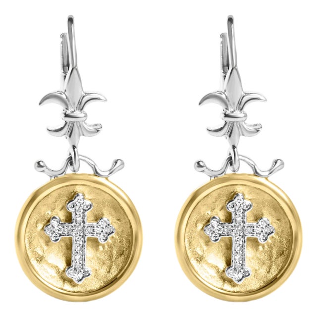 18K Yellow Gold Plated .925 Sterling Silver 1/8Cttw Diamond Hammered Finished Medallion with Cross Drop and Dangle Earrings(I-J Color,SI1-SI2 Clarity) For Sale