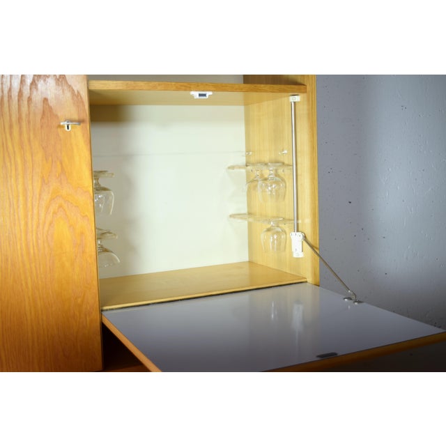 Vintage Bar Cabinet in Ash Wood from Veb Deutsche Werkstätten Hellerau, 1974 For Sale - Image 4 of 9