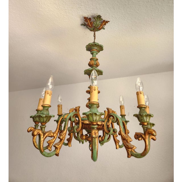 Vintage Louis XV Silvered Gold-Plated Leaf Carved Wood Eight Light Chandelier with Floral Motifs, Italy, 1920s, Set of 2 For Sale - Image 15 of 18
