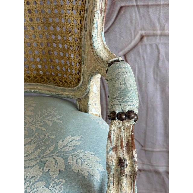 French Louis XV Fauteuil Vanity Chair, Beechwood, Circa 1880-1900 For Sale In Los Angeles - Image 6 of 16