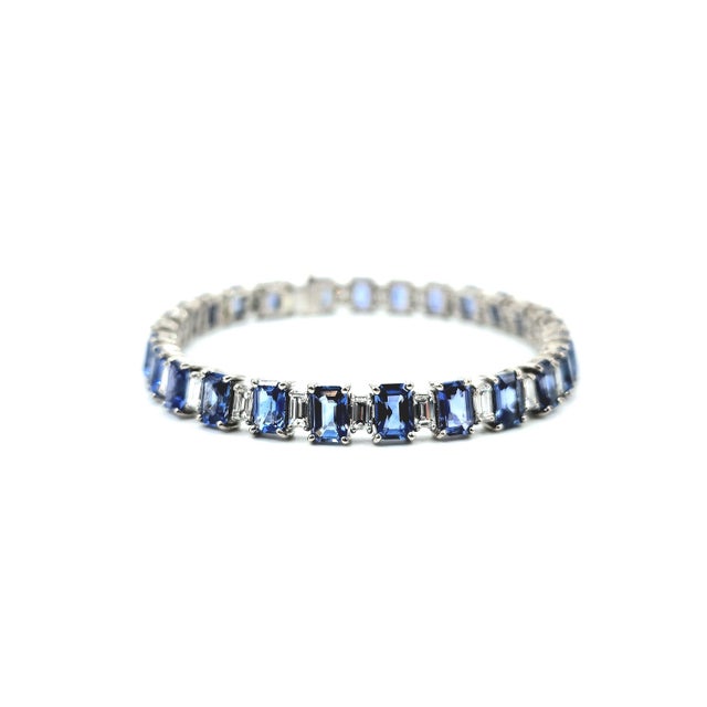 Blue 18.87 Ct Natural Sapphire & Diamond Tennis Bracelet For Sale - Image 8 of 8