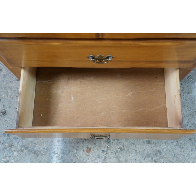 Brown Vintage Early American Colonial Style Solid Maple Country Kneehole Desk 44" For Sale - Image 8 of 18