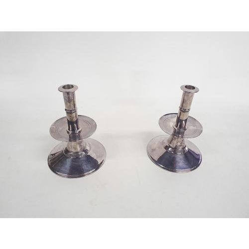 English Silver Candlesticks, 1670s, Set of 2 For Sale - Image 5 of 6