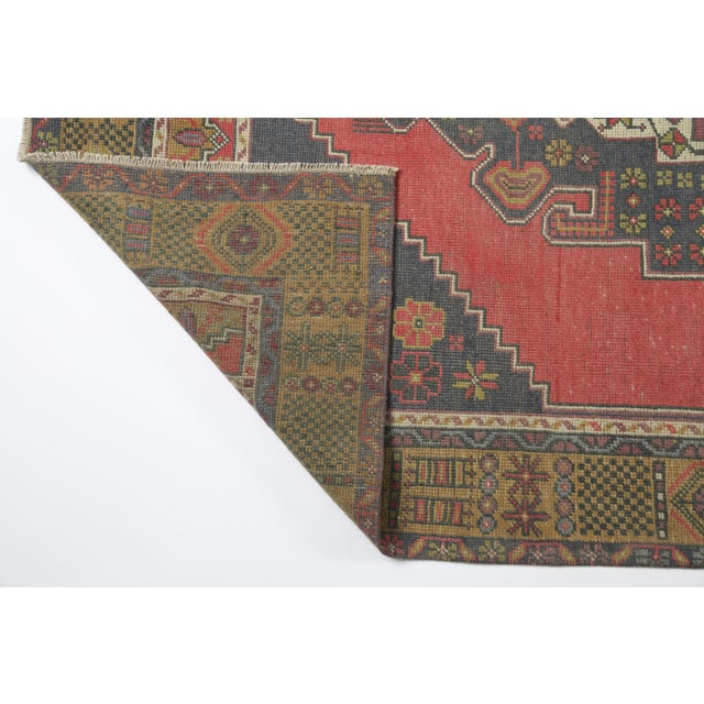 Mid 20th Century Vibrant Vintage Konya Taspınar Rug – Bold Geometric Medallion & Rich Anatolian Colors - 4' 2''x 7' 11'' For Sale - Image 5 of 10