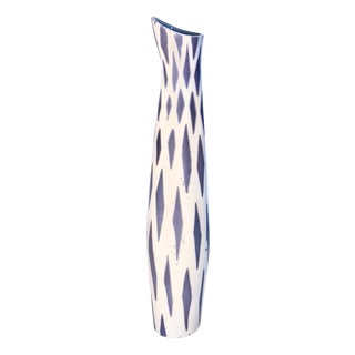 White and Blue Porcelain Vase by Jindřich Marek for Royal Dux, 1960s For Sale