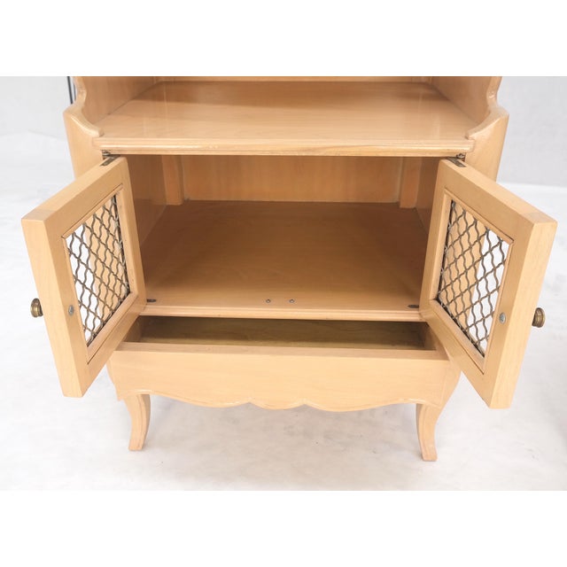 Pair Lattice Doors End Tables Night Stands White Wash Finish French Provincial! For Sale - Image 9 of 16