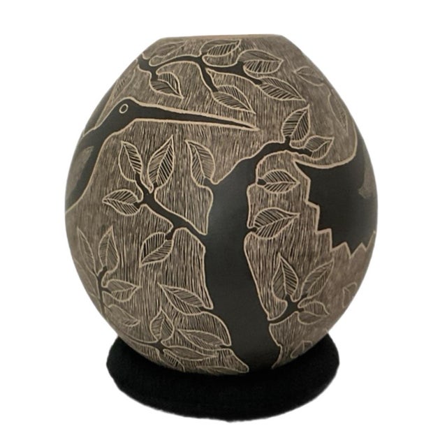 Lorenza de Quezada is a potter and ceramicist from the Casas Grandes and Mata Ortiz region of Chihuahua, Mexico. She...