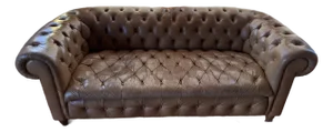 Mid 20th Century Tufted Leather Chesterfield Sofa in Warm Cognac Brown