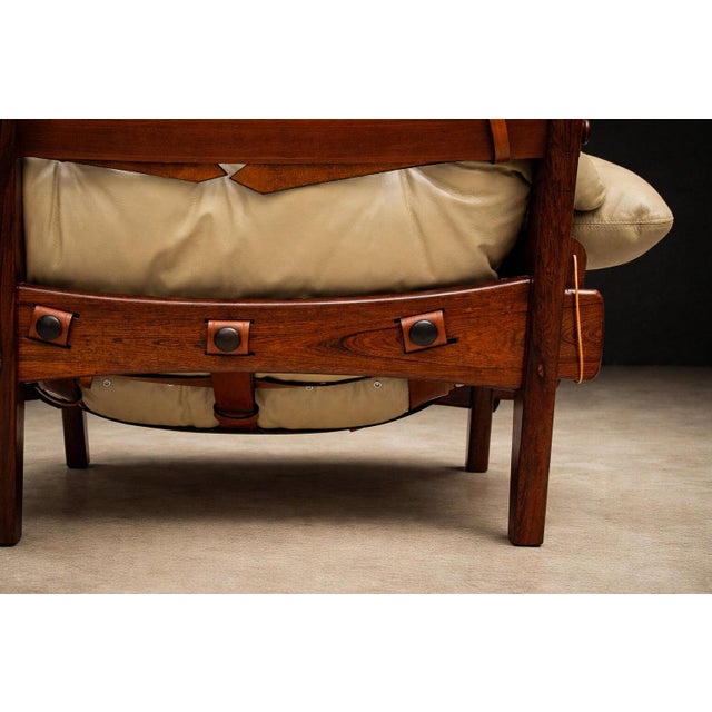 “Moleca” Lounge Chair with Ottoman in Rosewood & Leather, Sergio Rodrigues, 1963, Brazil - Lot 214-346 For Sale - Image 13 of 17