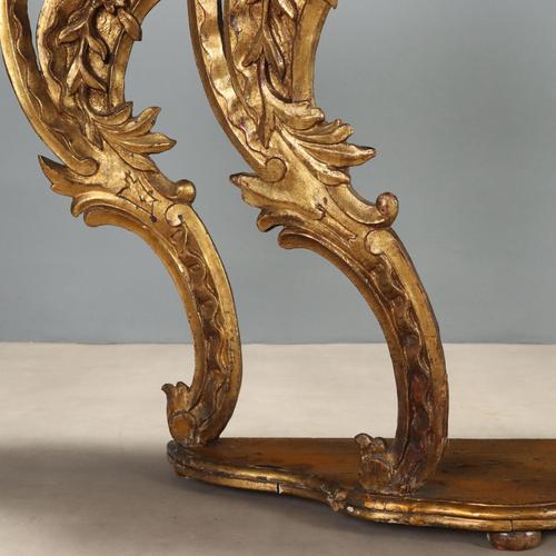 Eclectic Console in Carved and Gilded Fir Wood For Sale - Image 6 of 10