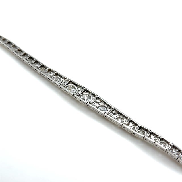 1920s Art Deco Diamond Bracelet, Platinum For Sale - Image 4 of 5