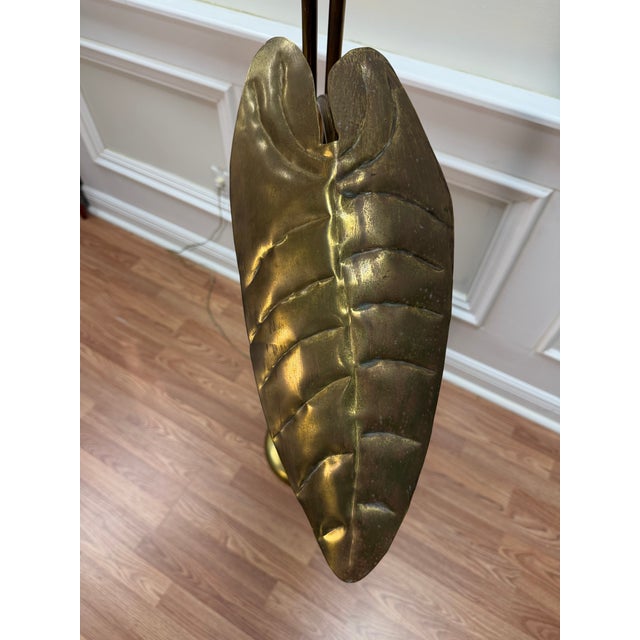 Tommaso Barbi 1970s Hollywood Regency Brass 3-Light Leaf Floor Lamp – Tommaso Barbi Style For Sale - Image 4 of 6