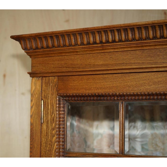 Wood English Compactum Wardrobe in Light Oak, 1920s For Sale - Image 7 of 18