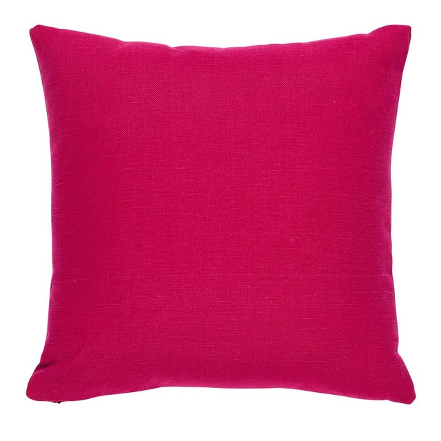 This pillow features Ashoka Tape with a knife edge finish. With a winding, embroidered floral design accentuated with...