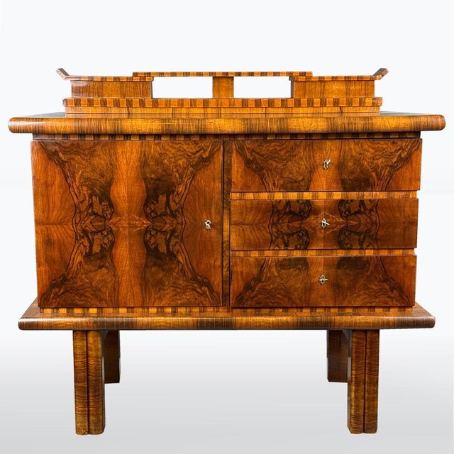Brown Art Deco Walnut Chest of Drawers, 1930s For Sale - Image 8 of 8