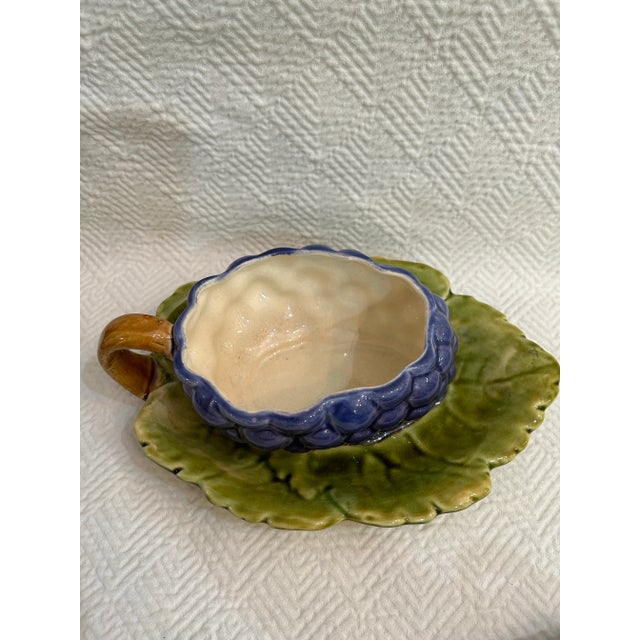 1930s 1930s French Sarreguemines Pottery Small Majolica Grapes Tureen For Sale - Image 5 of 9
