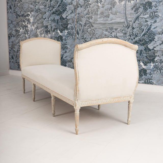 19th C. Swedish Gustavian Period Upholstered Daybed in Original Paint For Sale - Image 13 of 15